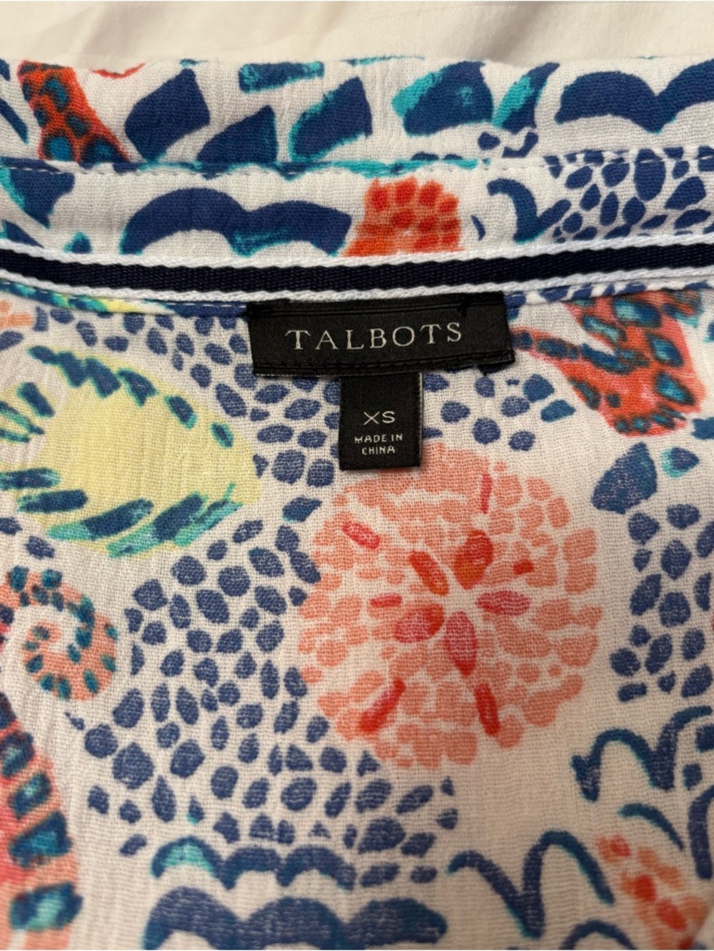 Talbots Beach Shirt Coverup XS Seahorse Button Up Cotton Nautical Coastal - Picture 10 of 16
